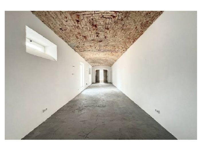 Image No.11-4 Bed House for sale
