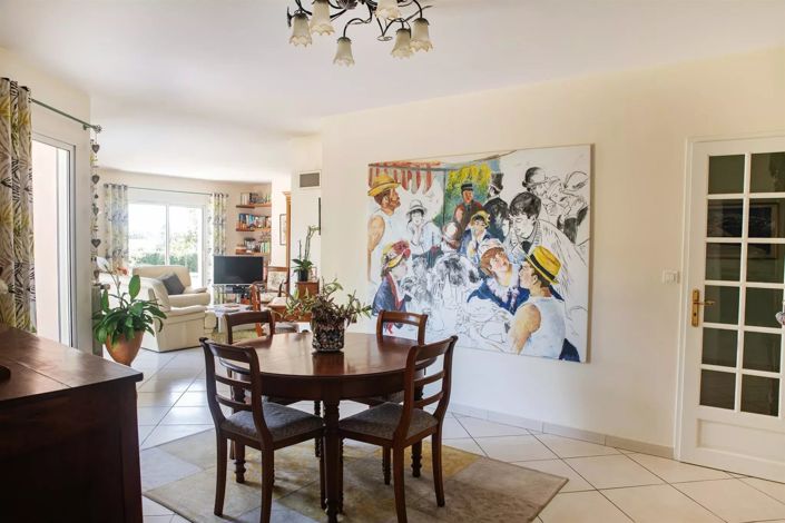 Image No.3-4 Bed House for sale
