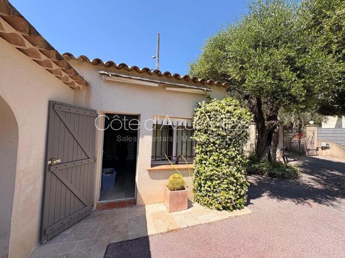 Image No.21-4 Bed House for sale