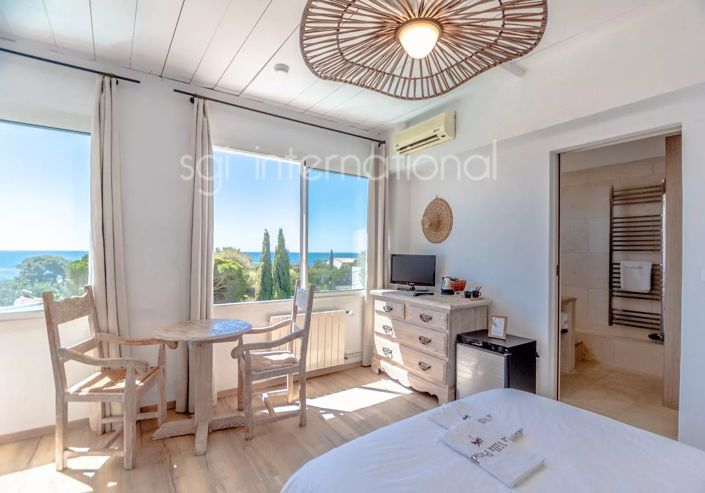 Image No.16-10 Bed House for sale