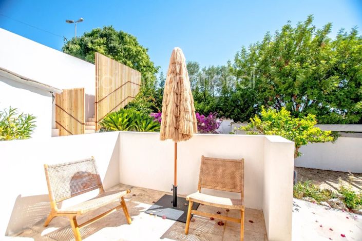 Image No.9-10 Bed House for sale