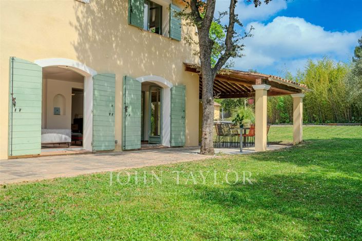 Image No.4-5 Bed House for sale