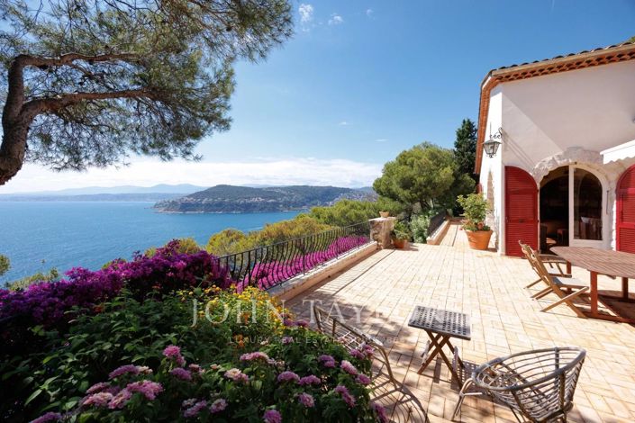 Image No.11-5 Bed House for sale