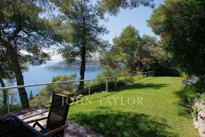 Image No.6-5 Bed House for sale