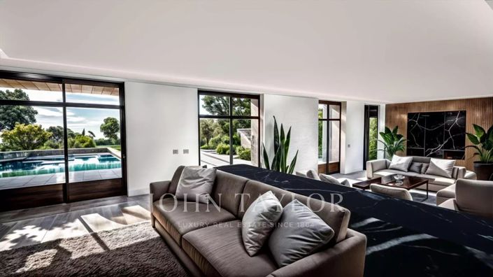 Image No.12-5 Bed House for sale