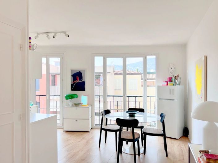 Image No.8-Apartment for sale
