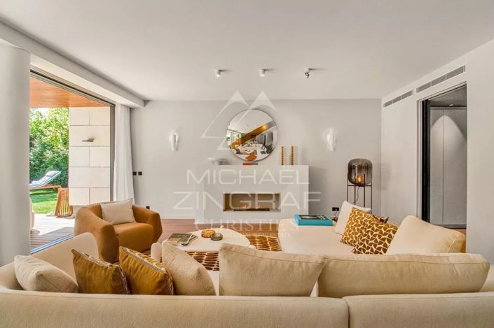 Image No.6-4 Bed House for sale