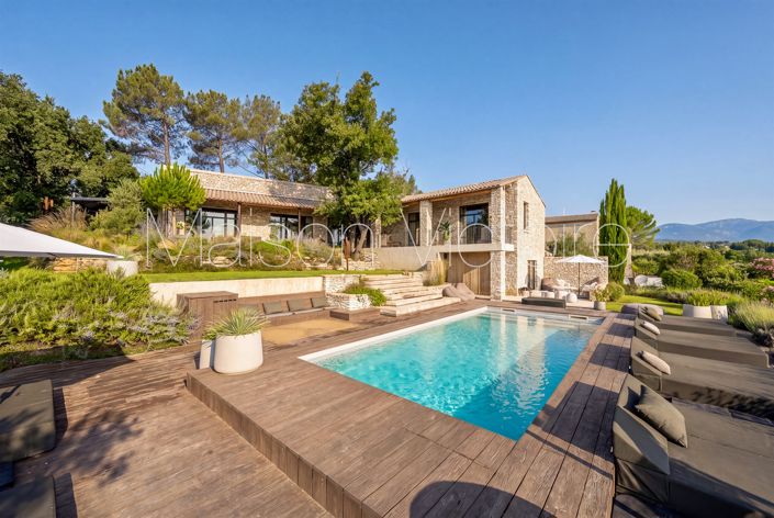 Image No.4-6 Bed House for sale