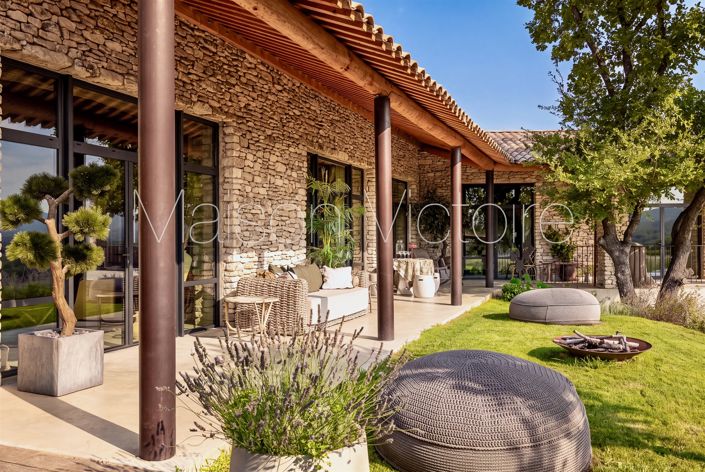 Image No.5-6 Bed House for sale