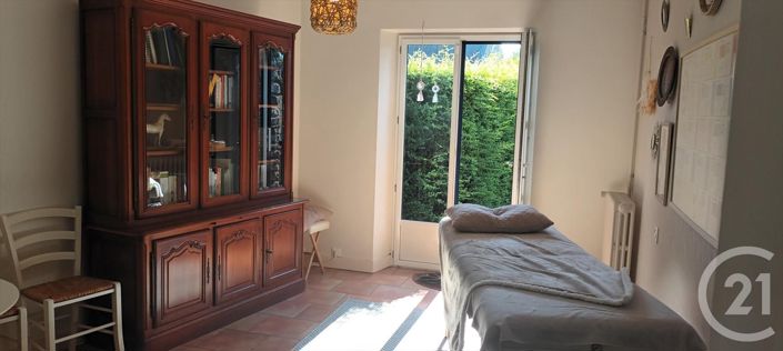 Image No.11-7 Bed House for sale