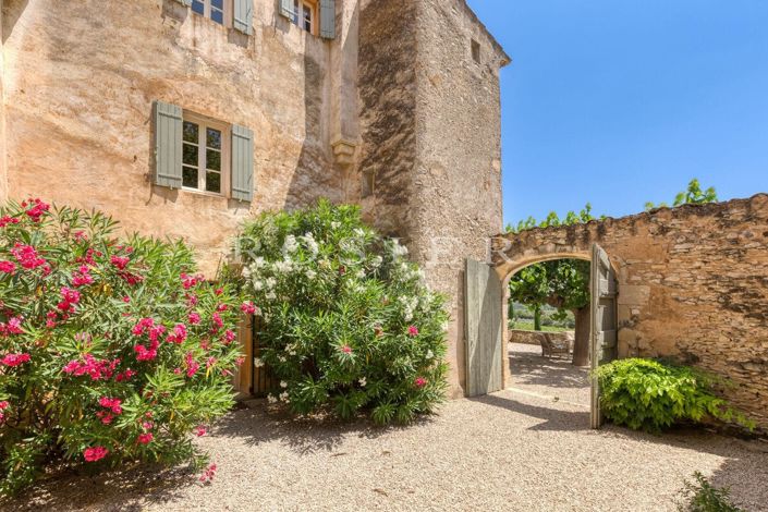 Image No.6-6 Bed House for sale