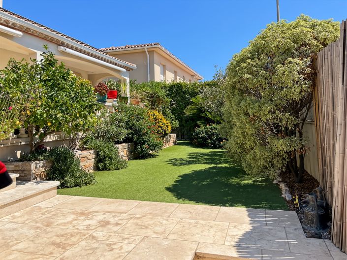 Image No.3-4 Bed House for sale