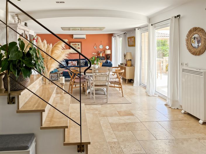 Image No.8-4 Bed House for sale