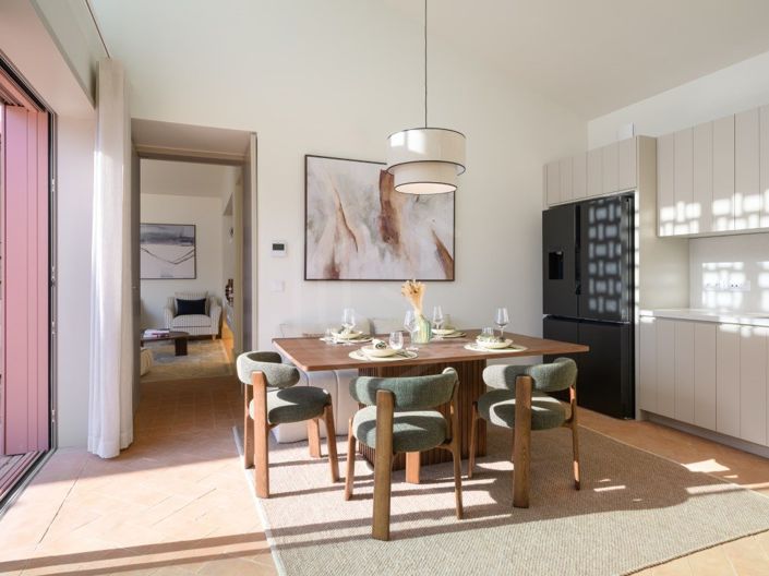 Image No.2-4 Bed House for sale