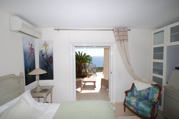 Image No.15-3 Bed House for sale