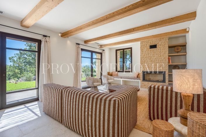 Image No.7-6 Bed House for sale