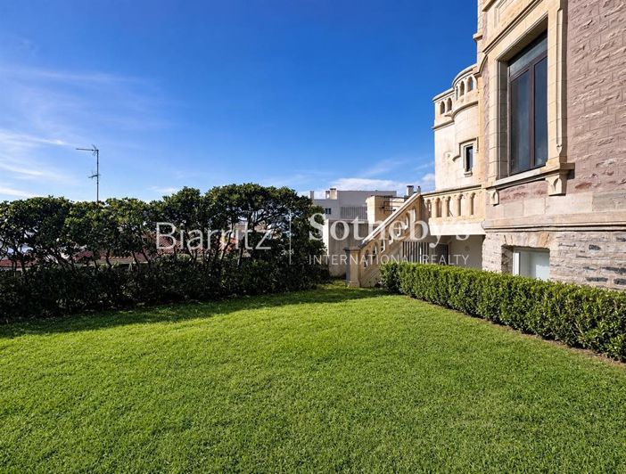 Image No.13-3 Bed Apartment for sale