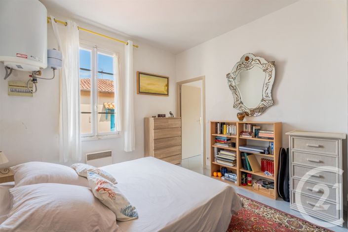 Image No.10-4 Bed House for sale