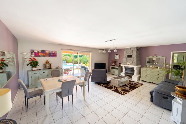 Image No.3-3 Bed House for sale