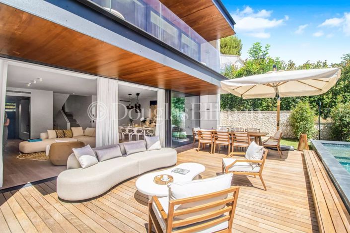 Image No.3-4 Bed House for sale