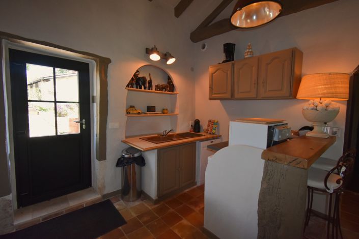 Image No.16-6 Bed House for sale