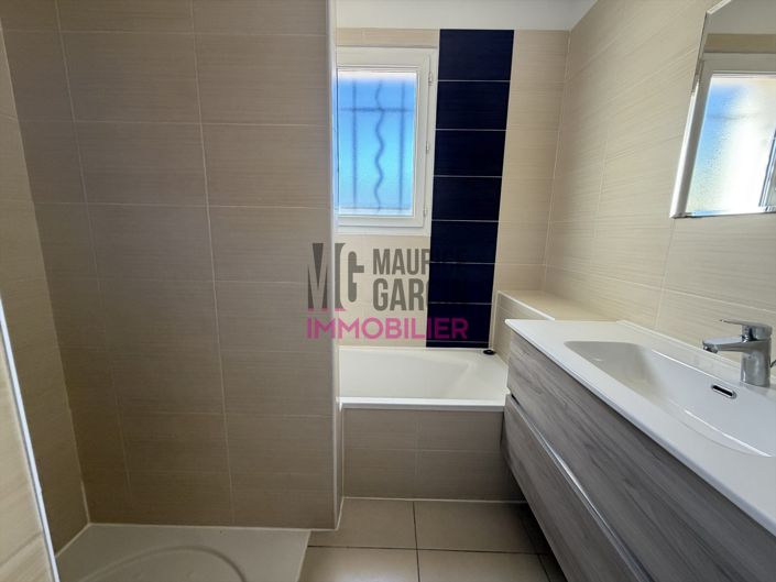 Image No.13-3 Bed House for sale
