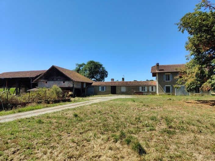 Image No.2-6 Bed House for sale