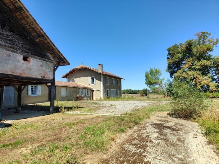 Image No.3-6 Bed House for sale