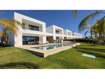 1 - Loule, House