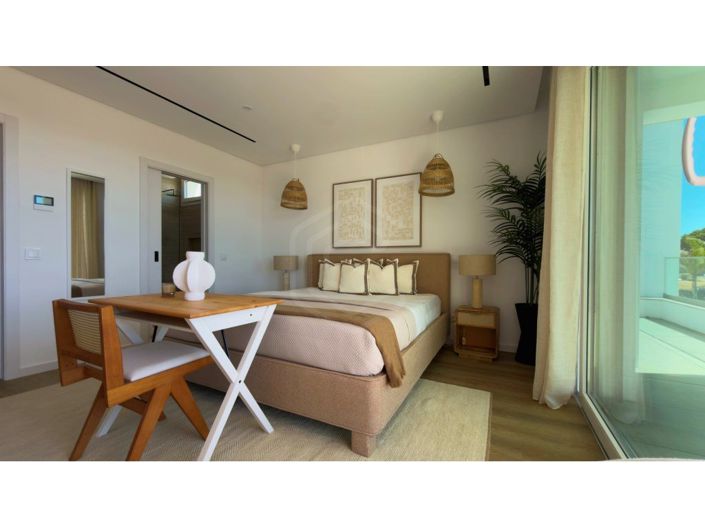 Image No.20-3 Bed House for sale