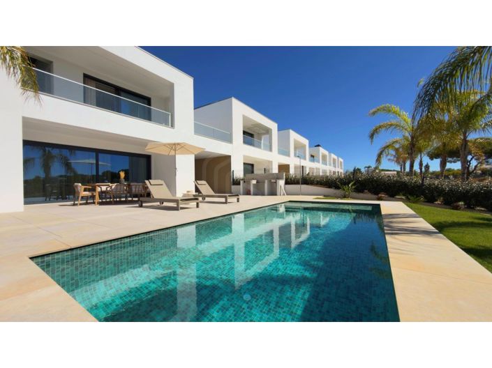 Image No.46-3 Bed House for sale