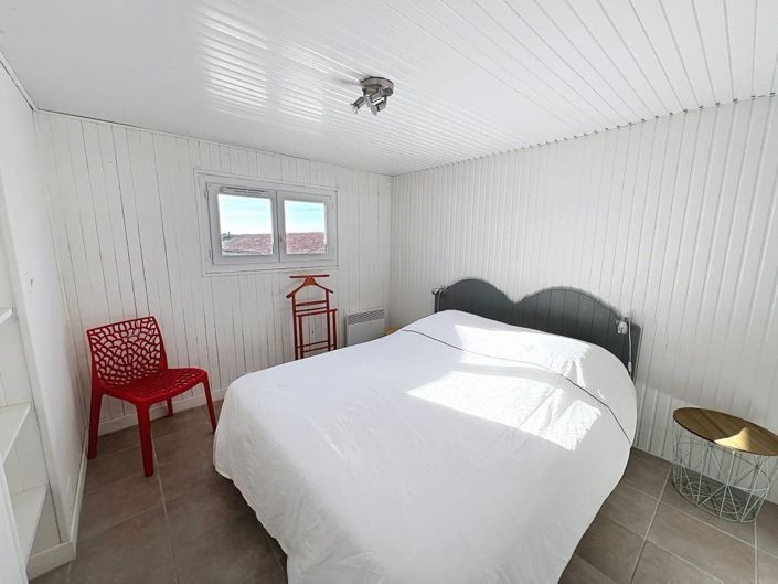Image No.12-3 Bed House for sale