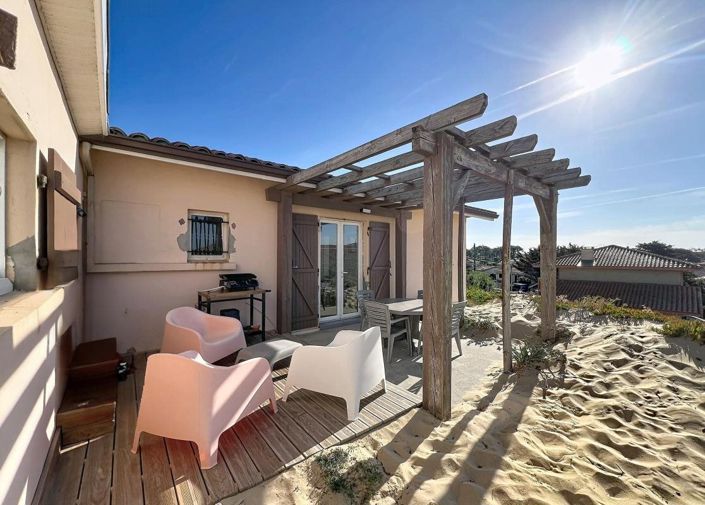 Image No.2-3 Bed House for sale
