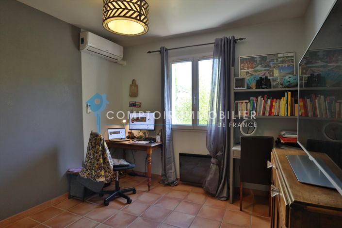 Image No.12-3 Bed House for sale