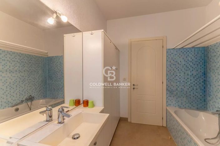 Image No.22-Apartment for sale