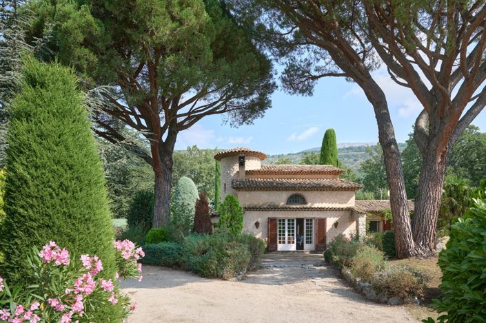 Image No.5-6 Bed House for sale