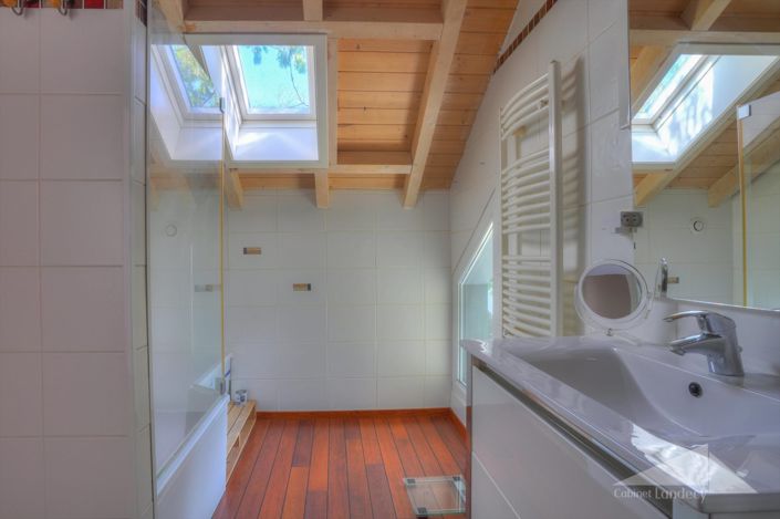Image No.12-3 Bed House for sale