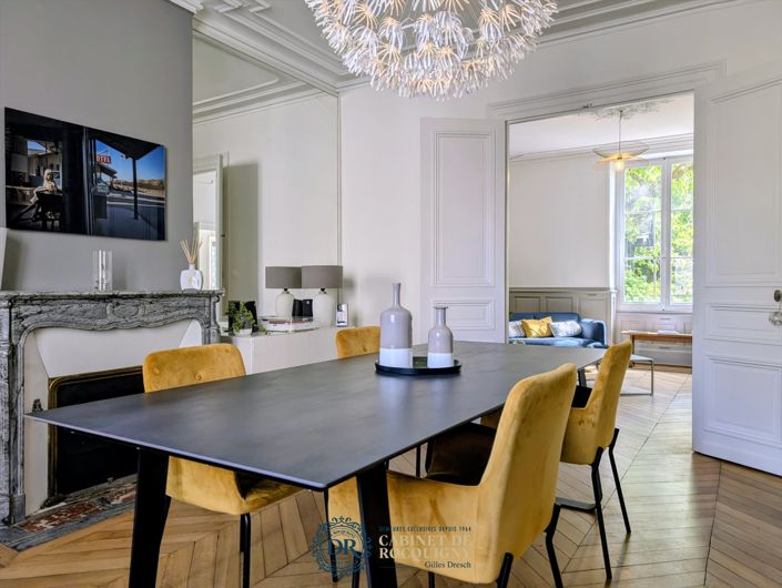 Image No.6-5 Bed House for sale