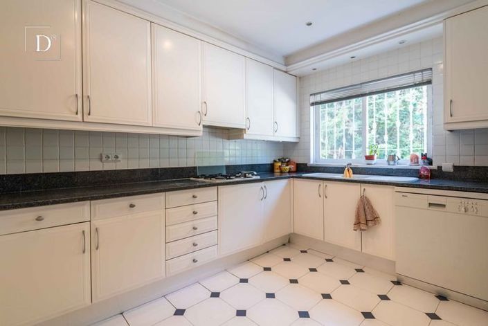 Image No.22-3 Bed House for sale