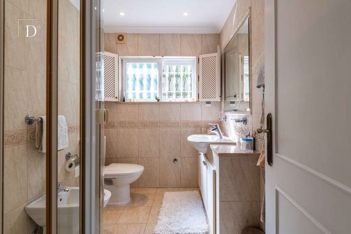 Image No.28-3 Bed House for sale