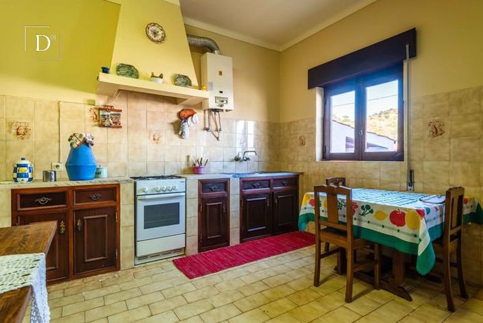 Image No.13-3 Bed House for sale