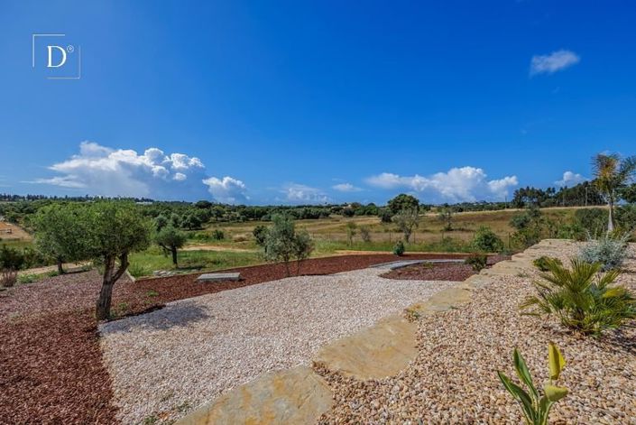 Image No.40-4 Bed House for sale