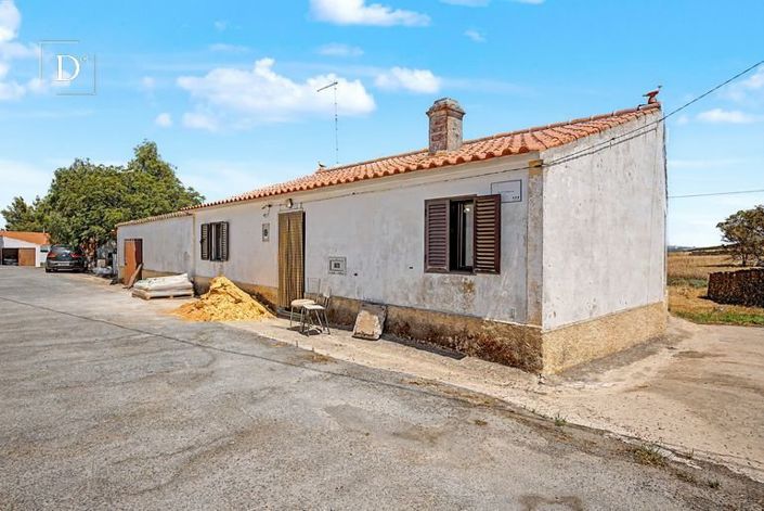 Image No.2-2 Bed House for sale