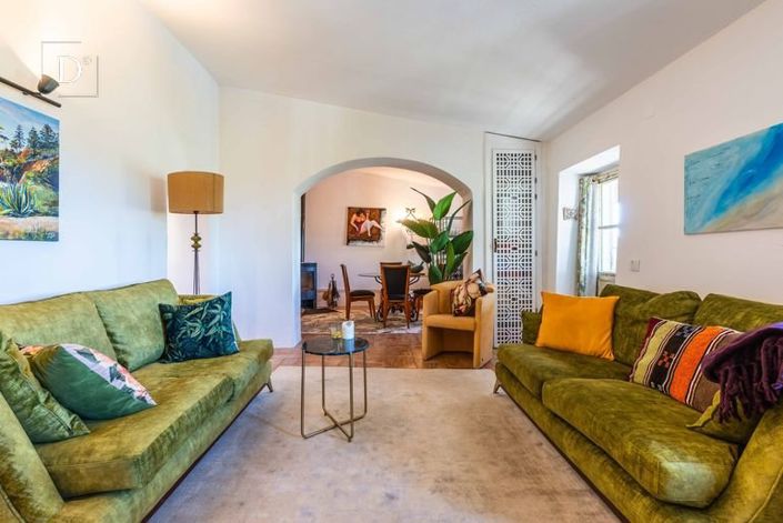 Image No.16-4 Bed House for sale