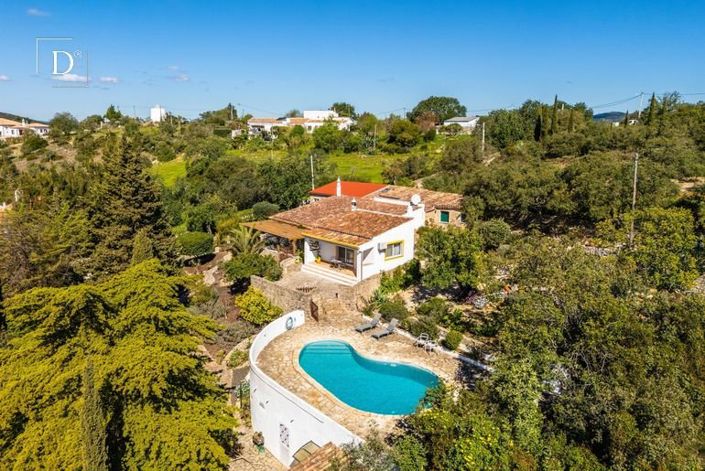 Image No.20-4 Bed House for sale