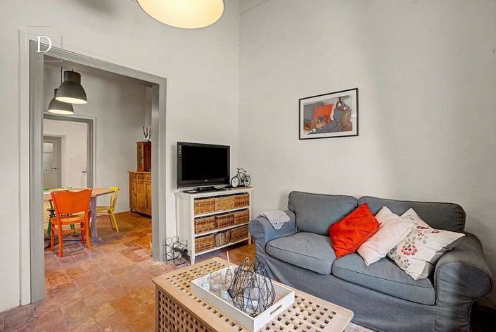 Image No.12-2 Bed House for sale