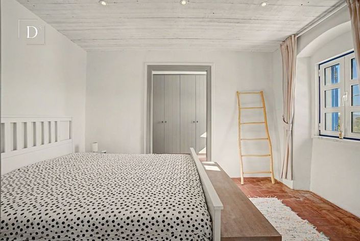 Image No.15-2 Bed House for sale
