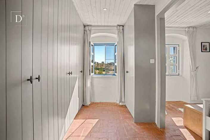 Image No.16-2 Bed House for sale