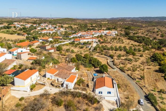 Image No.30-2 Bed House for sale