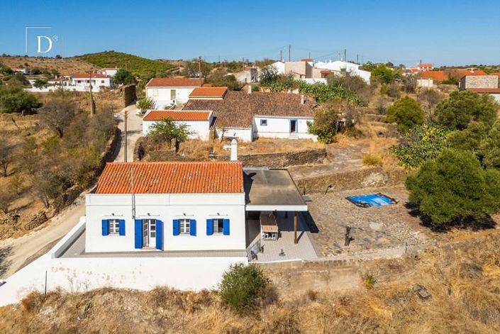 Image No.6-2 Bed House for sale